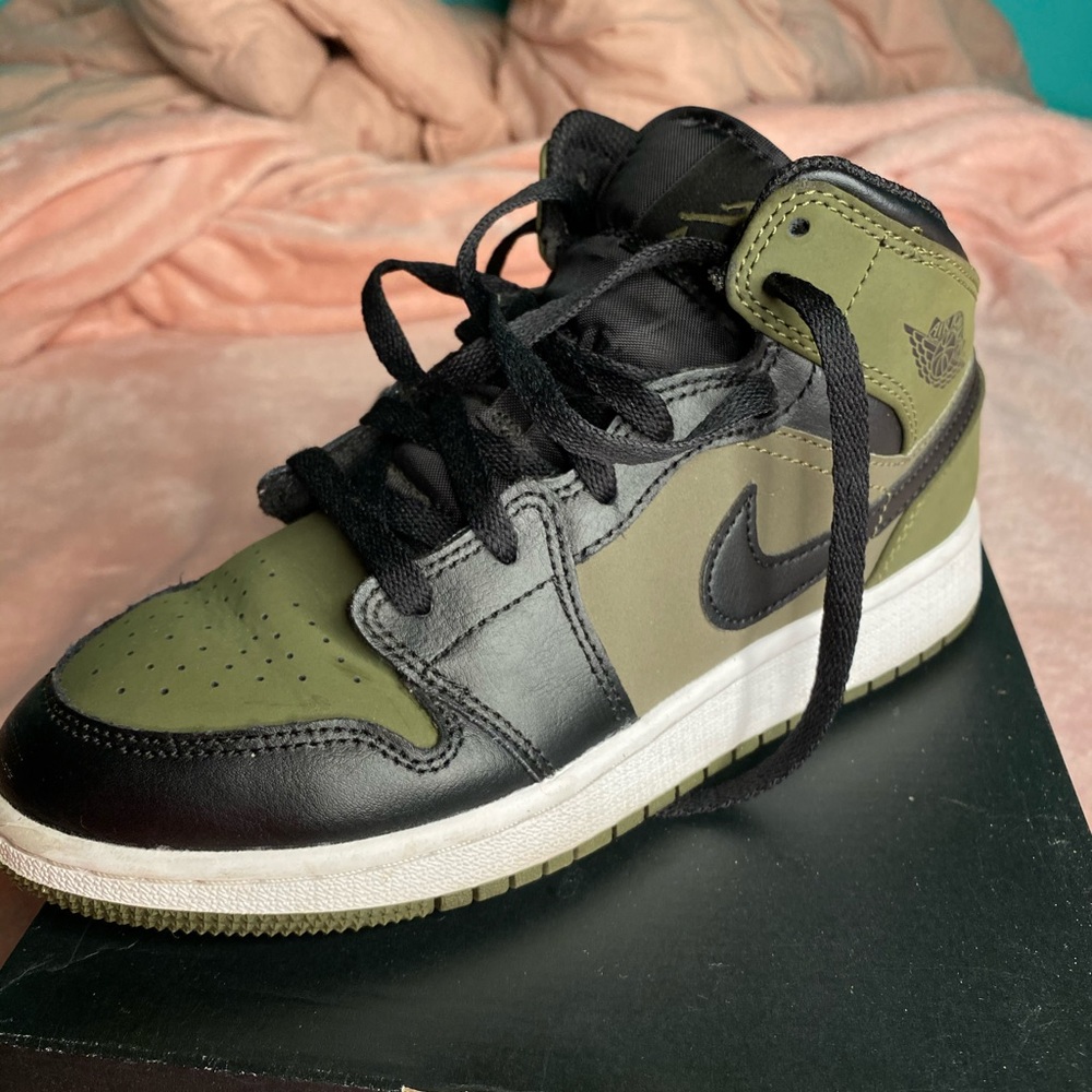 Air Jordan 1s